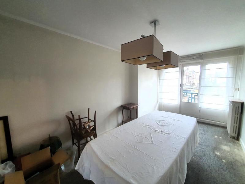 Maison - 230 m² - 11 pièces