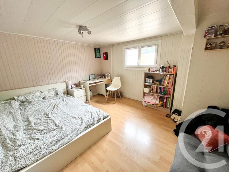 Maison - 145 m² - 6 pièces