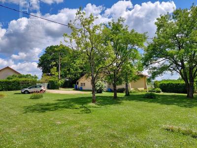 Maison - 75 m² - 5 pièces