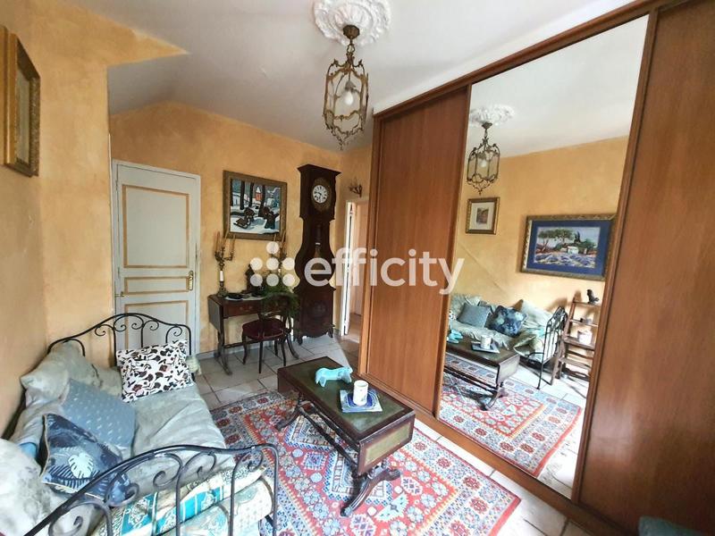 Maison - 146 m² - 7 pièces