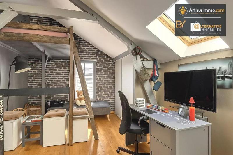 Maison - 157 m² - 7 pièces