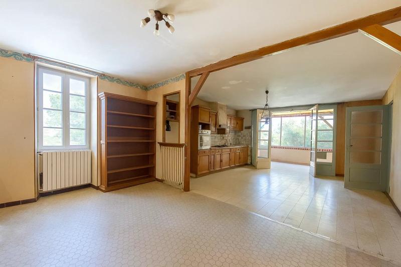 Maison - 104 m² - 6 pièces