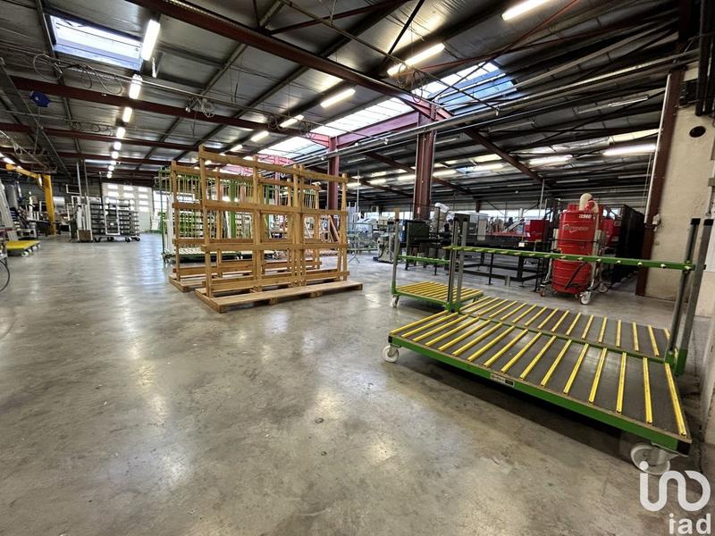 Local commercial - 2 500 m²