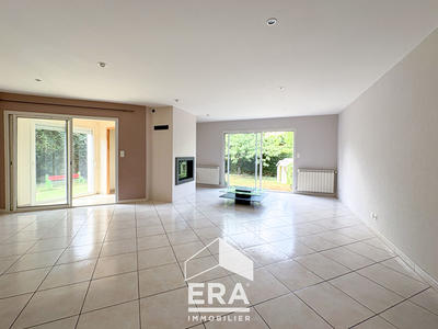 Maison - 111 m² - 5 pièces