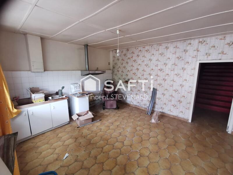 Maison de village - 85 m² - 3 pièces