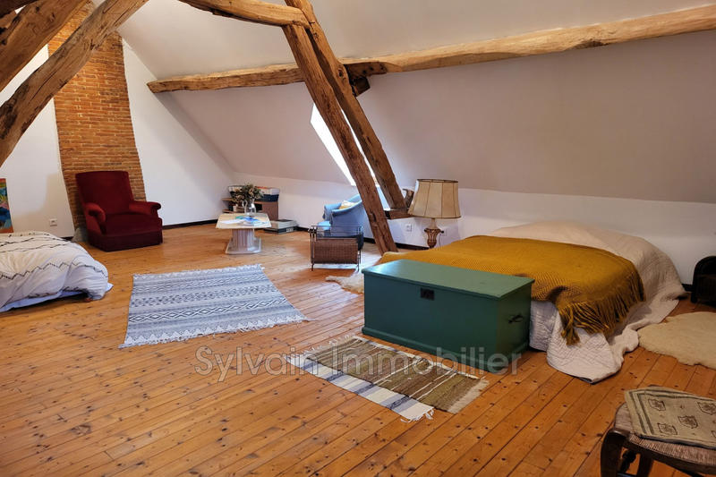 Maison - 170 m² - 8 pièces