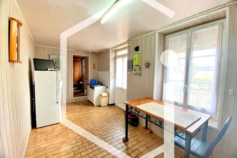 Maison - 176 m² - 2 pièces