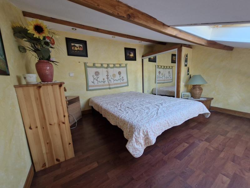 Villa - 15 m² - 1 pièce