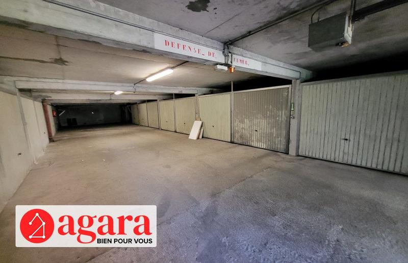 Parking / Garage - 10 m²
