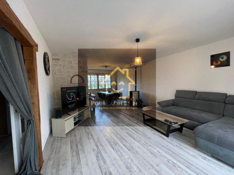 Maison - 94 m² - 4 pièces