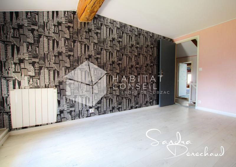 Maison - 216 m² - 8 pièces