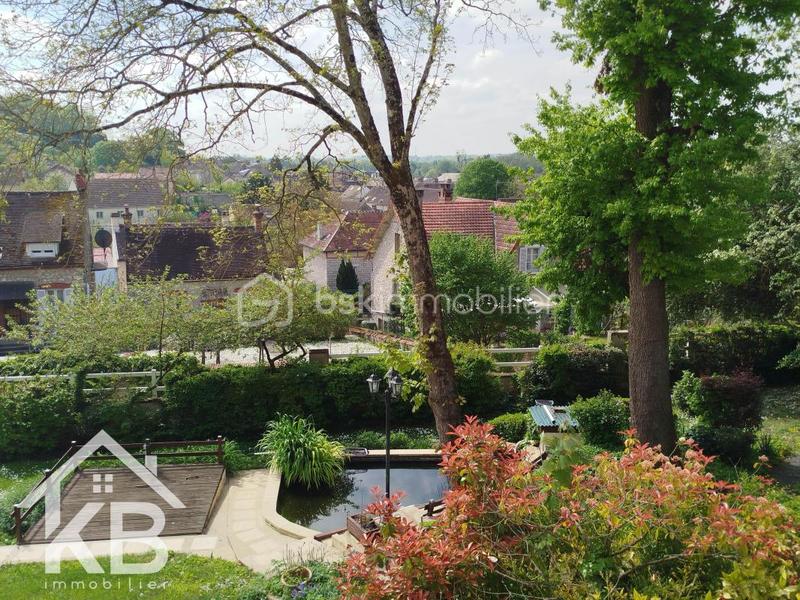 Maison - 99 m² - 4 pièces