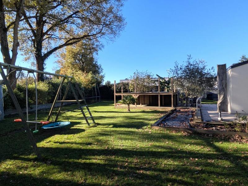 Maison - 140 m² - 7 pièces