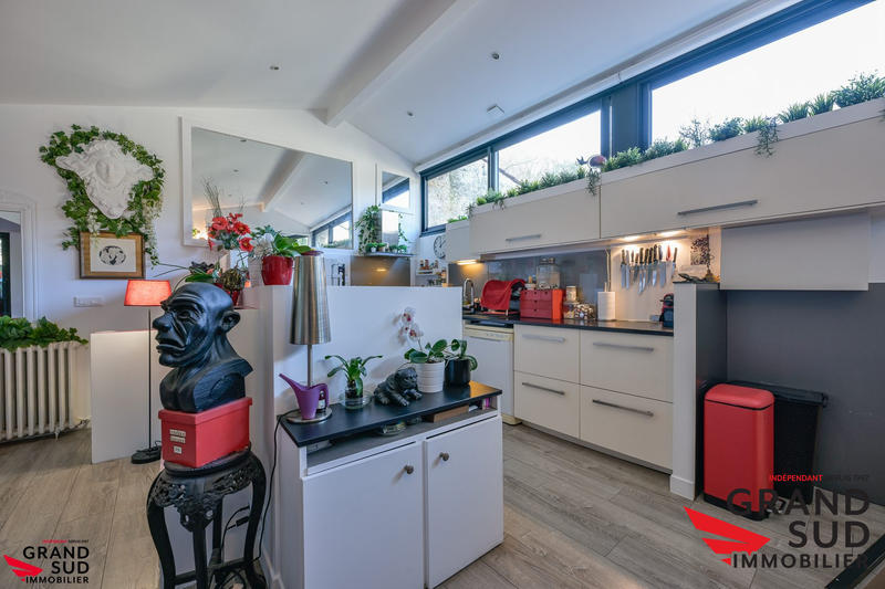 Maison ancienne - 250 m² - 11 pièces