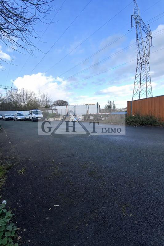 Terrain industriel - 484 m²