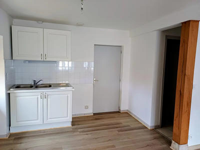 Maison traditionnelle - 104 m² - 6 pièces