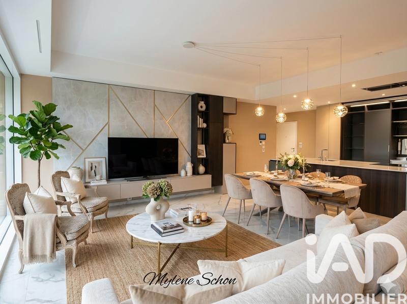 Appartement - 105 m² - 5 pièces