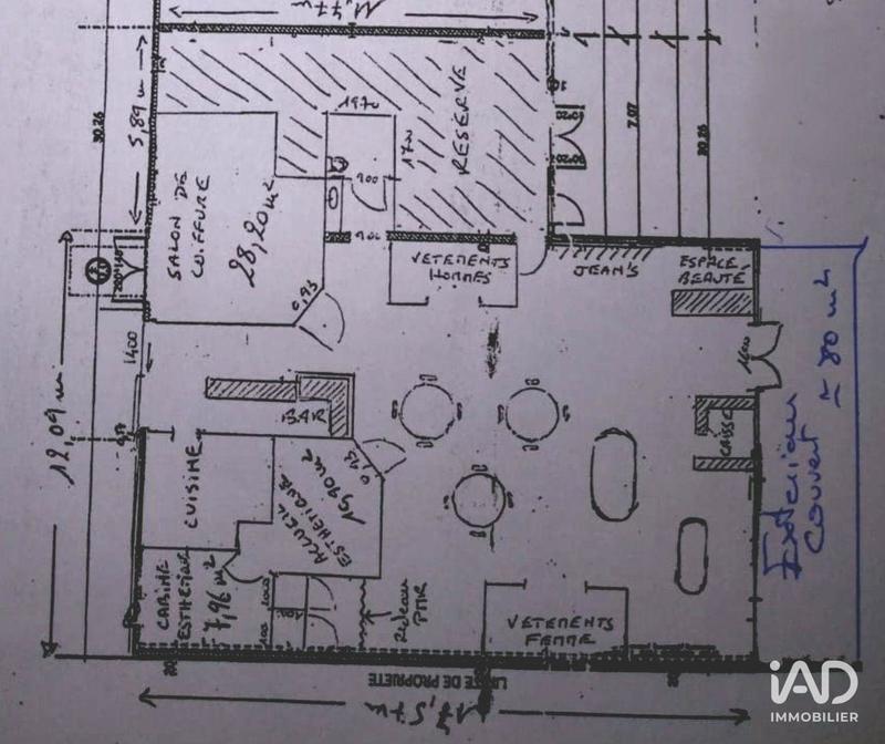 Local commercial - 288 m²