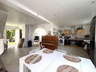 Maison - 155 m² - 7 pièces