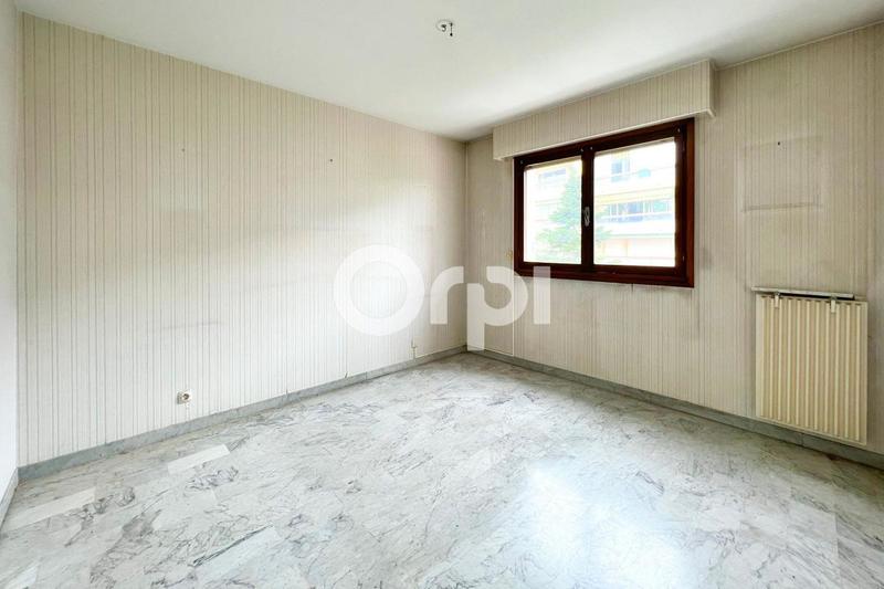 Appartement - 83 m² - 3 pièces