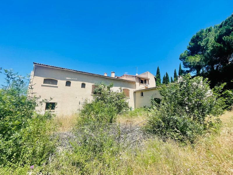 Villa - 400 m² - 13 pièces