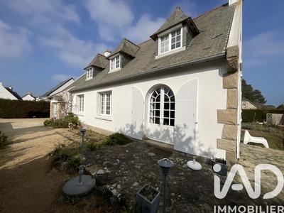 Maison - 182 m² - 7 pièces