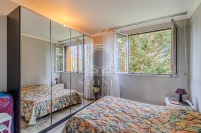 Appartement - 79 m² - 4 pièces