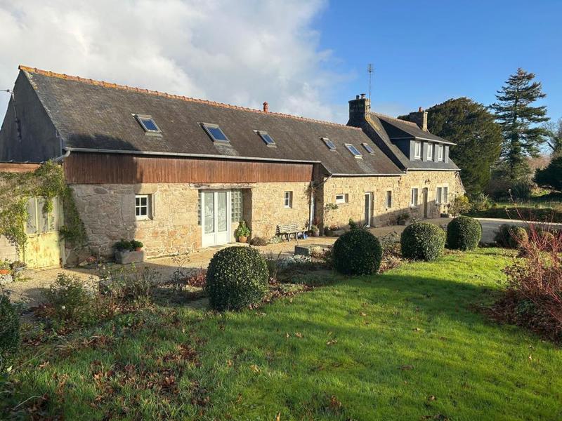 Maison - 170 m² - 6 pièces