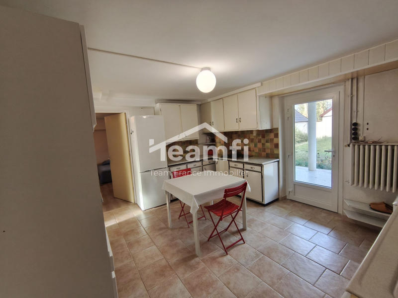 Maison - 180 m² - 5 pièces