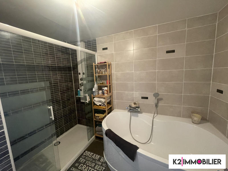 Maison - 107 m² - 5 pièces