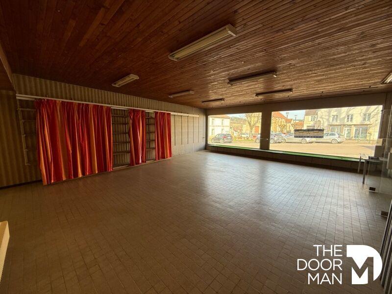 Maison - 436 m² - 8 pièces