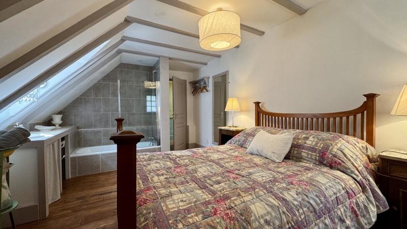 Maison - 150 m² - 8 pièces