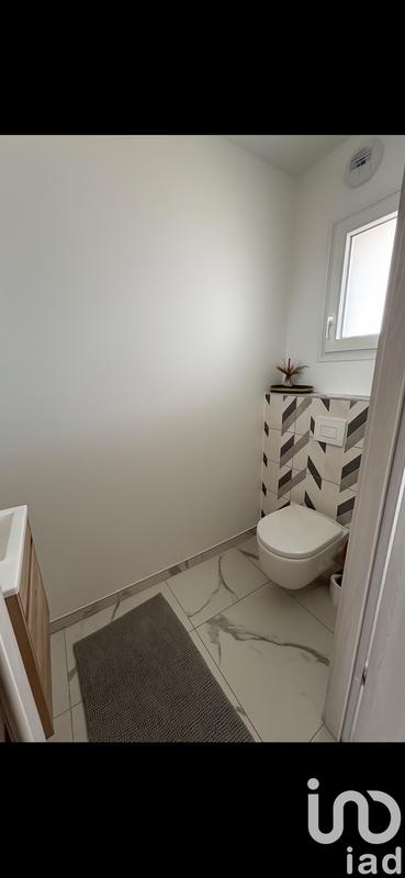 Maison - 104 m² - 4 pièces