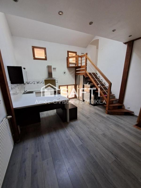 Duplex - 222 m² - 7 pièces