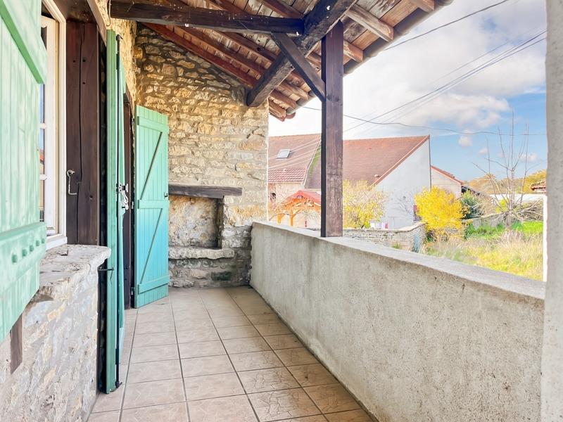 Maison en pierre - 89 m² - 5 pièces