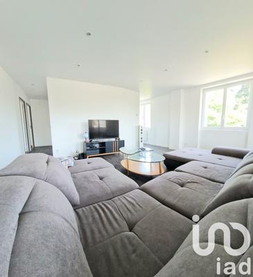 Appartement - 100 m² - 3 pièces