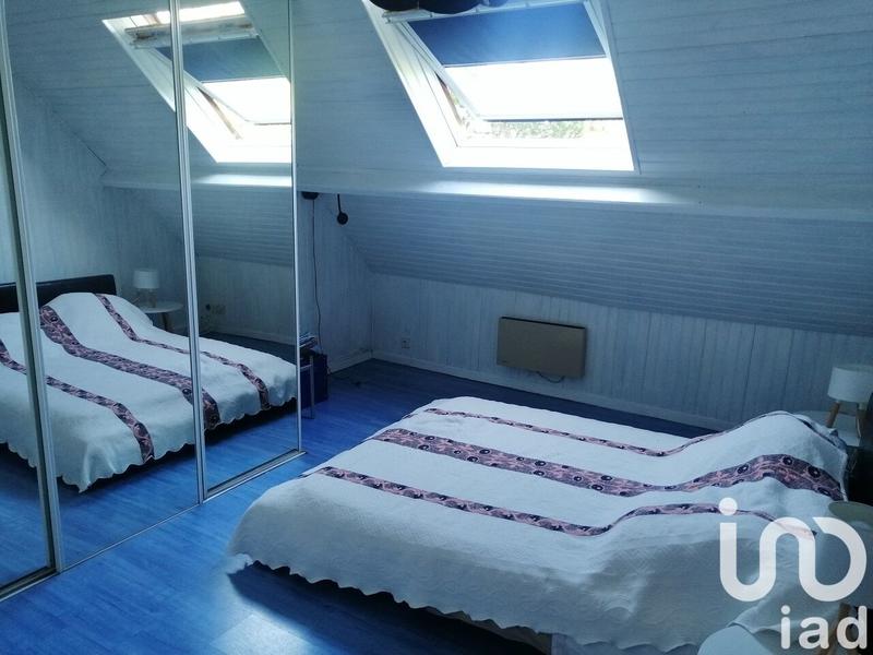 Maison - 209 m² - 9 pièces