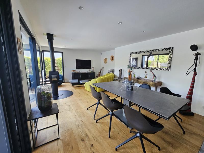 Maison - 157 m² - 7 pièces