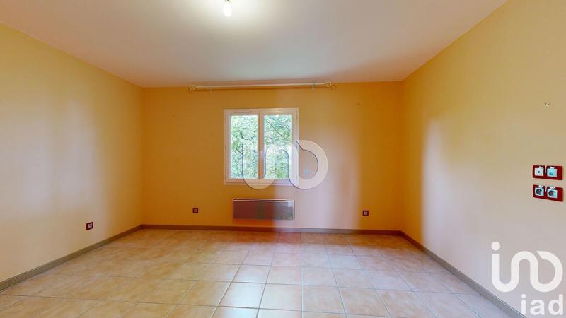 Maison - 233 m² - 7 pièces