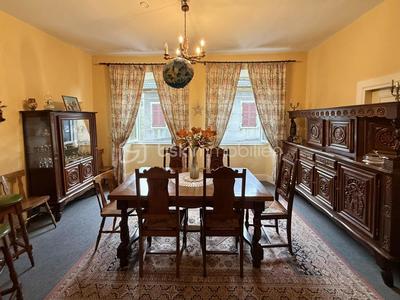 Immeuble - 180 m² - 10 pièces