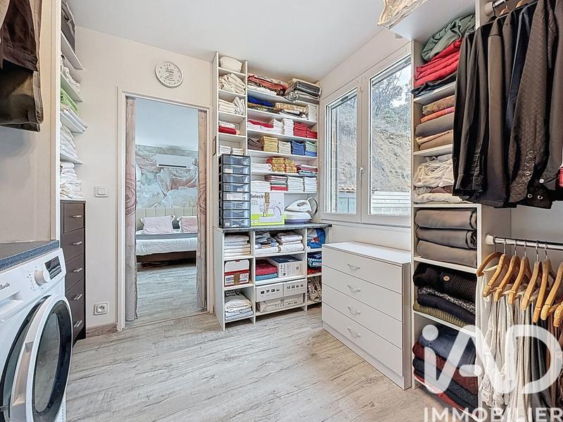 Maison - 81 m² - 5 pièces