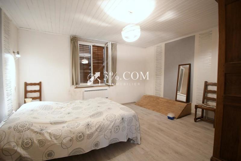 Maison de village - 80 m² - 4 pièces