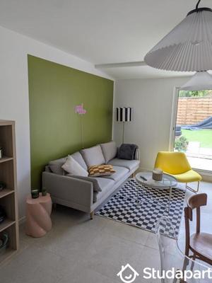 Chambre - 12 m² - 1 pièce