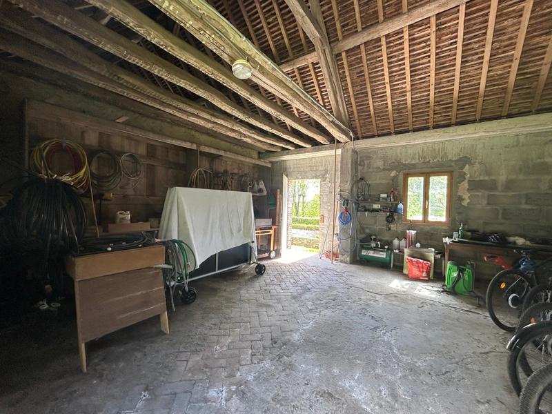 Propriété - 202 m² - 7 pièces