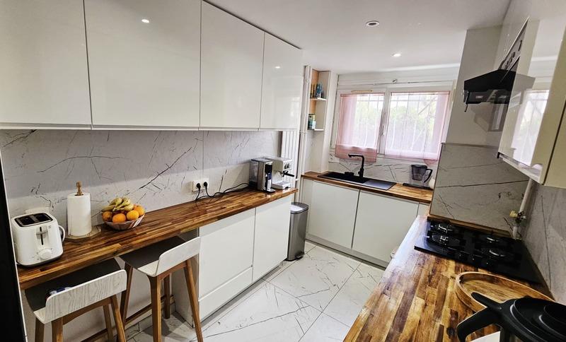 Appartement - 81 m² - 4 pièces