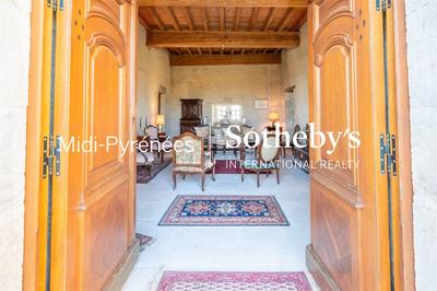 Château - 410 m² - 12 pièces