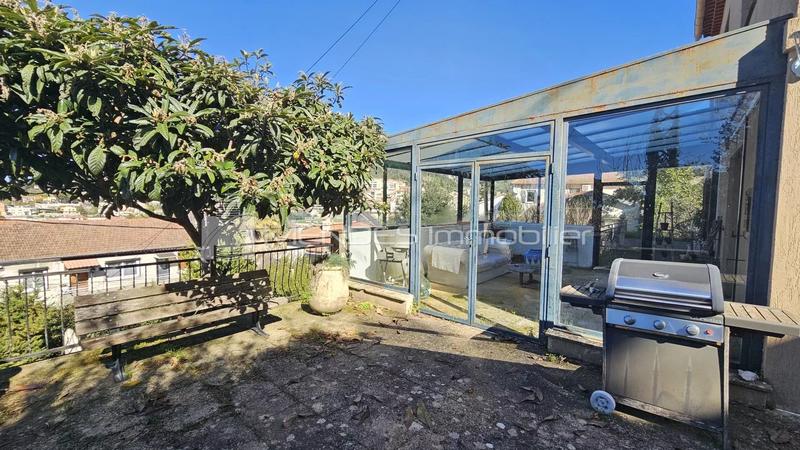 Villa - 147 m² - 4 pièces