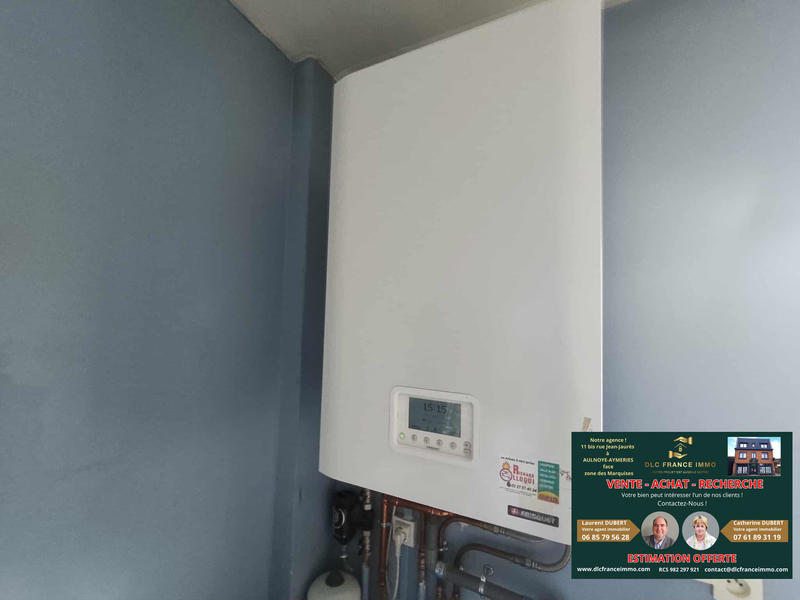 Maison - 79 m² - 6 pièces