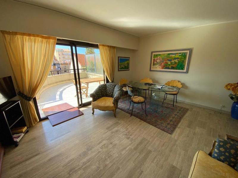 Appartement - 86 m² - 4 pièces