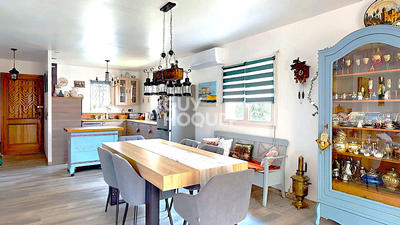 Maison - 90 m² - 3 pièces